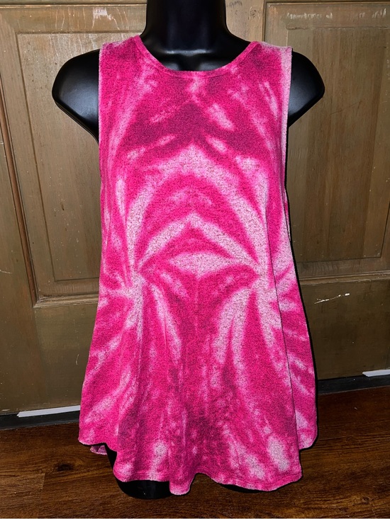 Old Navy Tops - Old Navy Pink Swirl  Gray Tie-Dye Rayon Sleeveless Realx Fit Swing Tank Size M